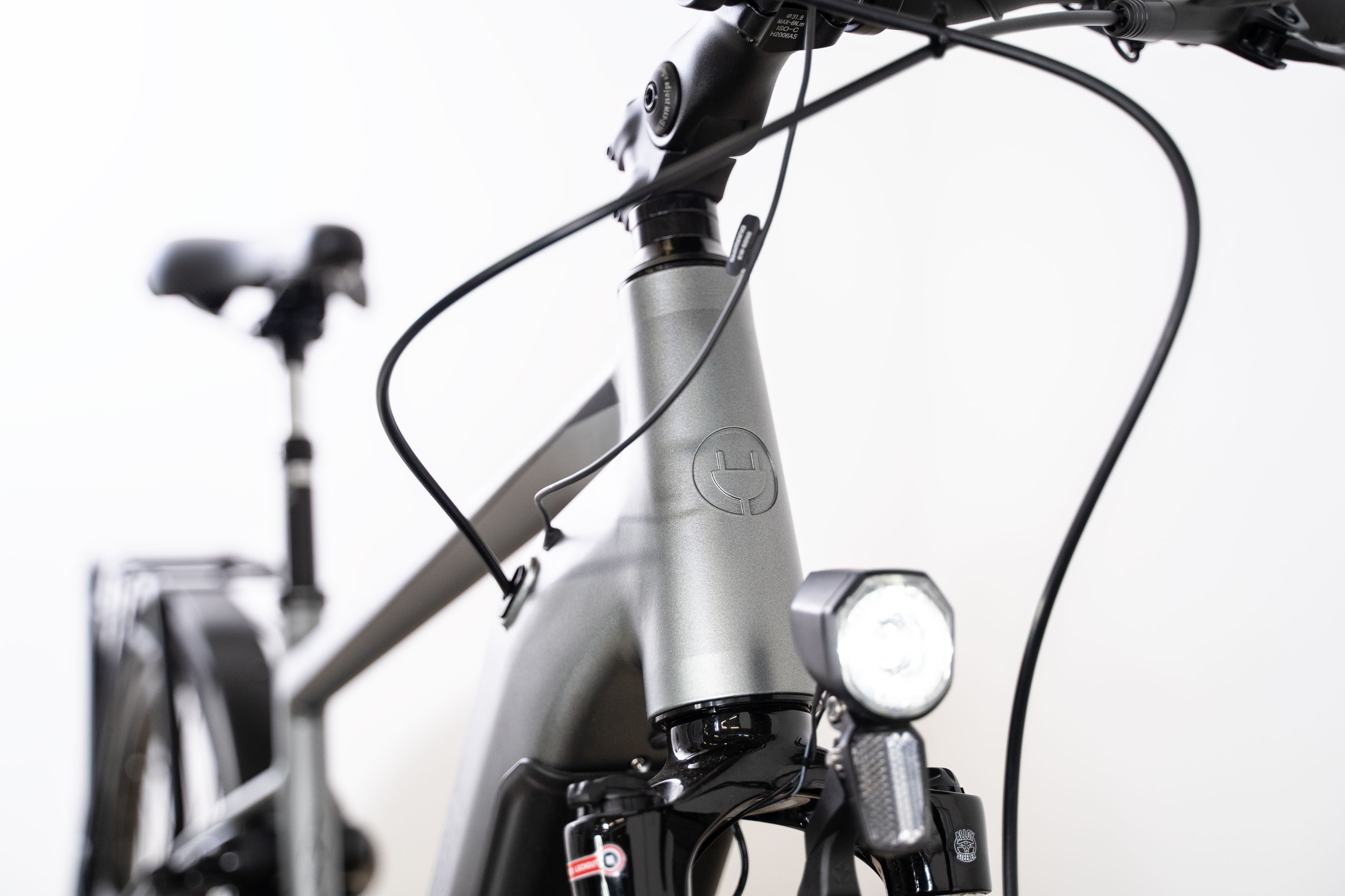 Volt Infinity Shimano STEPS e-bike studio photograph